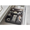 Set dvou kouřově šedých plastových organizérů Yamazaki Tower 24 x 8 cm -fv-interier-25
