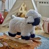 Černobílá houpací ovečka Bloomingville Dolly -fv-interier-25