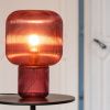 Červená skleněná stolní lampa J-line Gasina 29 cm -fv-interier-25