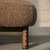 Hnědá bouclé podnožka Kave Home Nema 66,5 x 56,5 cm -fv-interier-25