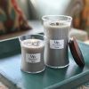 Střední vonná svíčka Woodwick, Fireside -fv-interier-25