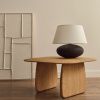 Černobílá kovová stolní lampa Kave Home Nessi -fv-interier-25
