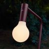 Třešňově červená kovová nabíjecí stojací LED lampa Fermob Aplo 138 cm -fv-interier-25