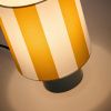 Žlutá pruhovaná stolní lampa Kave Home Ciral -fv-interier-25
