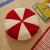 Bílo-červený bavlněný polštář Kave Home Odet 45 cm -fv-interier-25