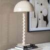 Béžová kovová stolní lampa Luox -fv-interier-25