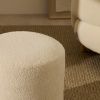 Béžový bouclé taburet Kave Home Kaeli 43 cm -fv-interier-25