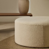 Béžový bouclé taburet Kave Home Kaeli 90 cm -fv-interier-25