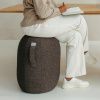 Červená balanční stolička VLUV KAPSUL LEIV 52 cm -fv-interier-25