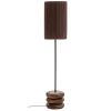 Tmavá dřevěná stojací lampa Kave Home Kor 145,5 cm