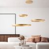 Zlaté kovové závěsné LED světlo Nova Luce Elowen 148 cm -fv-interier-25