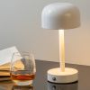 Bílá kovová nabíjecí stolní LED lampa Jem -fv-interier-25