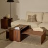 Ořechový konferenční stolek Kave Home Litto 140 x 70 cm -fv-interier-25