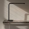Černá kovová stolní LED lampa Omni -fv-interier-25