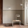 Krémově bílá kovová stolní lampa Scribe -fv-interier-25