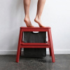 Červeno-šedá dřevěná stolička Step It Up 48 cm -fv-interier-25