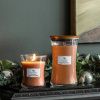 Malá vonná svíčka WoodWick, Santal Myrrh -fv-interier-25