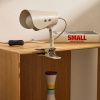 Malá šedá kovová stolní lampa s klipem Kave Home Jula -fv-interier-25