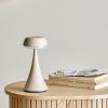 Béžová kovová nabíjecí stolní LED lampa Bloomingville Pepple -fv-interier-25
