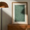 Zelený abstraktní obraz Kave Home Durkan 100 x 70 cm -fv-interier-25