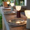 Nabíjecí stolní LED lampa Swiing 20 cm -fv-interier-25