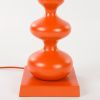Kovová stolní lampa When Orange is King 78 cm -fv-interier-25