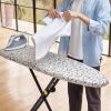Béžovo-černé žehlící prkno Glide Plus 130 cm -fv-interier-25