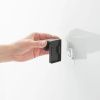 Sada dvou černých plastových držáků Yamazaki Film Hook 4 cm