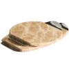 Béžový mramorový servírovací podnos s kovovými úchyty  Kave Home Adoma 39,5 x 21 cm