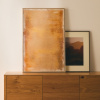 Žlutý abstraktní obraz Kave Home Selnar 90 x 60 cm -fv-interier-25