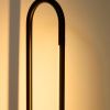 Černá kovová stojací LED lampa Kave Home Bow 120 cm -fv-interier-25