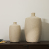 Béžová váza kave home Mireni 26 -fv-interier-25 cm