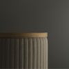 Tmavě šedý čalouněný taburet Rigato 40 cm s dubovým podnosem -fv-interier-25