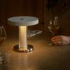 Bílá kovová stolní LED lampa Trezzi -fv-interier-25