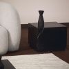 Černý mramorový odkládací stolek Kave Home Sorein 50 x 50 cm -fv-interier-25
