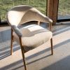 Krémově bílá čalouněná jídelní židle Unique Furniture Elk s dubovou podnoží -fv-interier-25