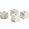 Set čtyř matných nerezových svícnů kave home Acadia 2 cm