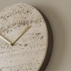 Travertinové nástěnné hodiny Tima 28 cm s dubovou deskou -fv-interier-25