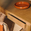 Červená skleněná dekorativní mísa kave home Denuo Ø 34 cm -fv-interier-25