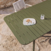 Zelený kovový zahradní rozkládací stůl kave home Izola 185/235 x 100 cm -fv-interier-25