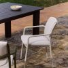 Šedý hliníkový rozkládací zahradní stůl Kave Home Livorno 233/350 x 100 cm -fv-interier-25