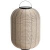 Béžová zahradní LED lampa z umělého ratanu Kave Home Saranella 55 cm