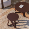 Hnědý zahradní stolek kave home Tamaris Ø 48 cm -fv-interier-25