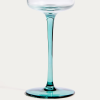 Zelená sklenička na sekt Kave Home Irides 315 ml -fv-interier-25