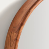 Dřevěné závěsné zrcadlo kave home Berale Ø 50 cm -fv-interier-25