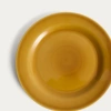 Žlutý talíř Kave Home Selune Ø28 cm -fv-interier-25