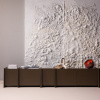 Hnědý dřevěný TV stolek Brock 102 x 44 cm -fv-interier-25