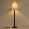 Hnědá kovová stojací lampa Kave Home Navat 160 cm -fv-interier-25