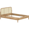 Dubová postel Vipack Olive 160 x 200 cm s ratanovým čelem