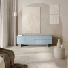 Lesklý modrý TV stolek Glam 160 x 38 cm -fv-interier-25